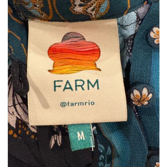 Farm Rio Blossom Black Bee Tapestry Smocked Blouse Size Medium - Picture 9 of 12